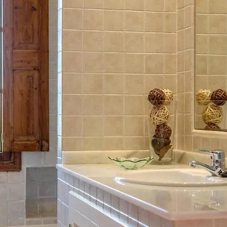 In With Passion And Care In Every Detail By Renthousing